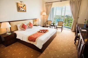 khach san hai au quy nhon 1