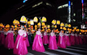 image le hoi den long hoa sen mung phat dan o han quoc 165668446433349